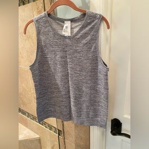 Athleta Momentum Tank Size L. Worn once.